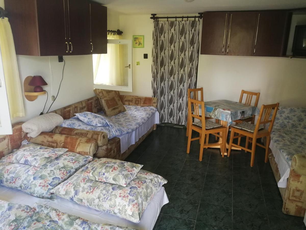 Kuckoz-Lak Hotel Balatonmáriafürdő Esterno foto